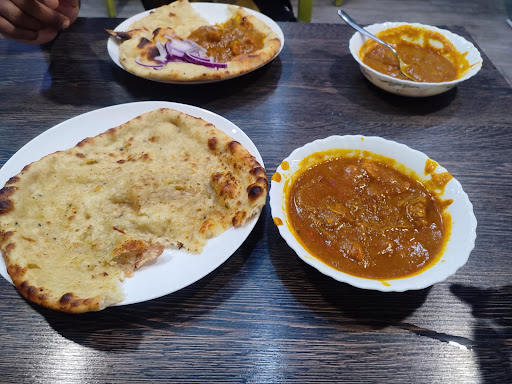 Photo of Petra Peri Peri and Indian Cuisine - 43 Cottingham Rd, Hull HU5 2PP